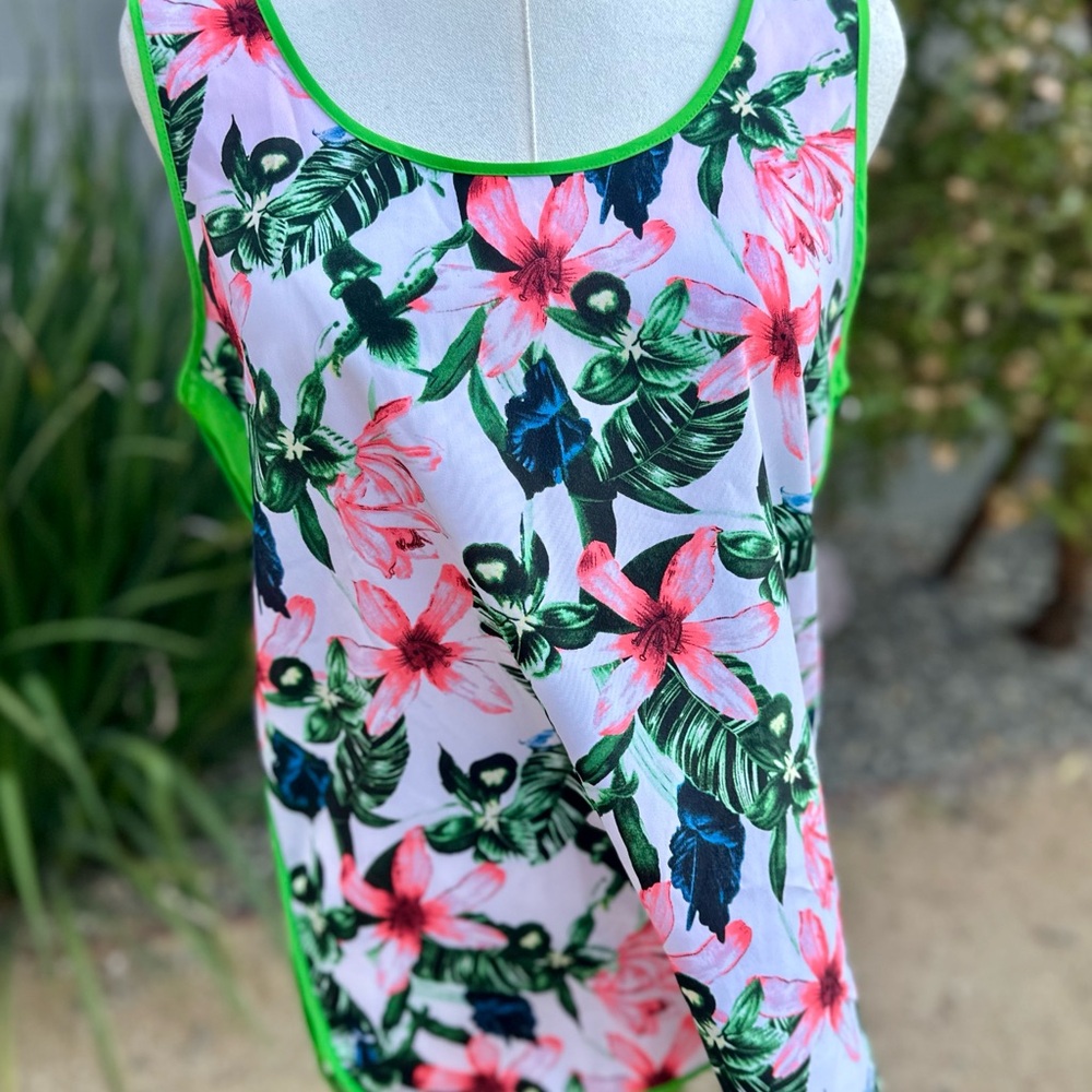 Vince Camuto Floral Tank Top - Neon Pink, Green, White (Sz M)